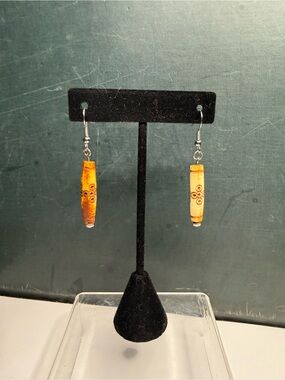 VTG Silver Tone Bone Carved Dangle Earrings